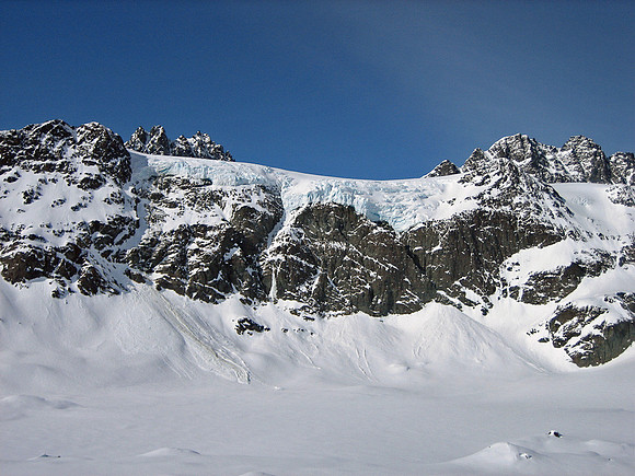 Massive hanging glacier